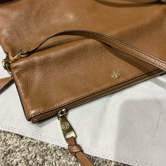 COPY - Tory Burch leather folding crossbody - Picture 13 of 14